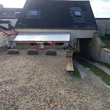Tres Beau Studio Climatisation, Trois Etoiles, Parking A Velo, Velos En Option, Parking Prive Jardin Montargis Exterior photo